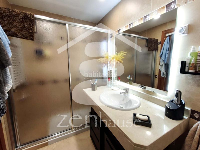 Foto e06d8705-5e16-43b3-9faa-f656fa27d3b6. Flat with heating parking pool in San Isidro Getafe