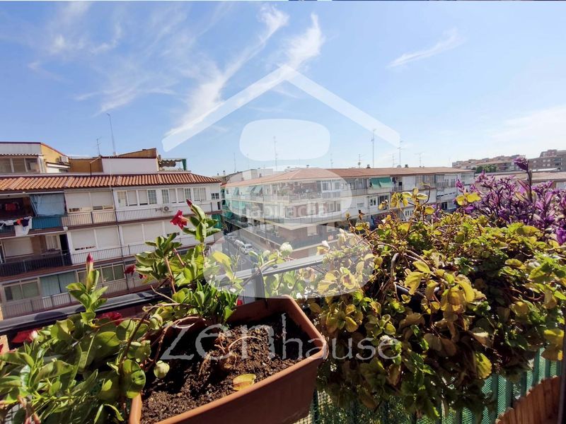 Foto ef0358ed-b604-4e02-b025-1e33d53bc6b8. Flat with heating parking pool in San Isidro Getafe