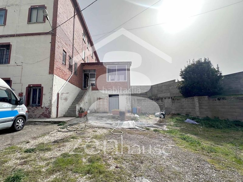 Foto 1efd928b-3d5c-420c-a947-4297a87cc367. Edificio en Fuentebureba
