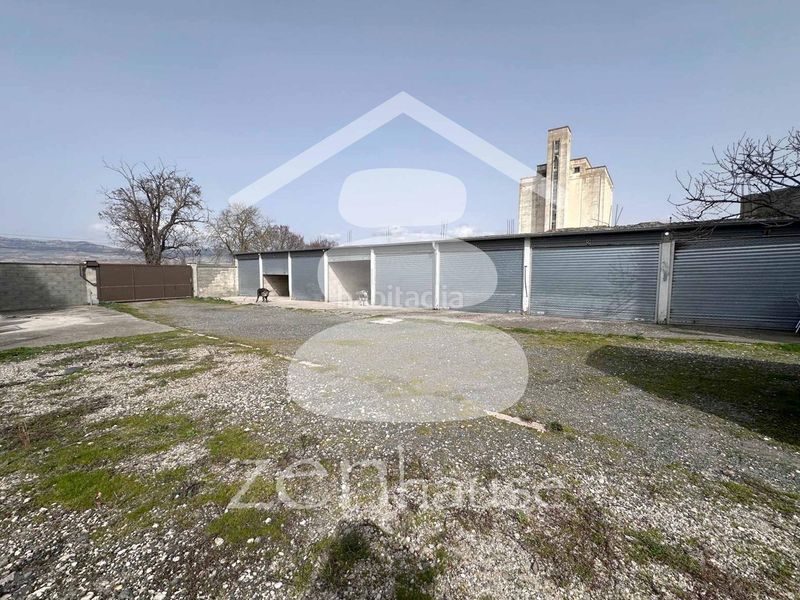 Foto 2dd6c775-8093-459c-9dd9-b3a864701346. Edificio en Fuentebureba