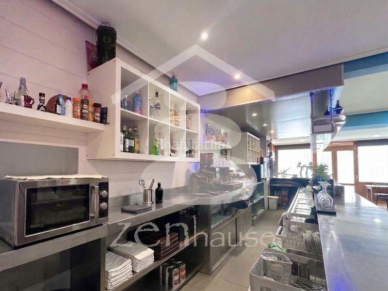Foto 44e8e74a-41f7-4cbe-b6d5-3777ca68a653. Edificio en Fuentebureba