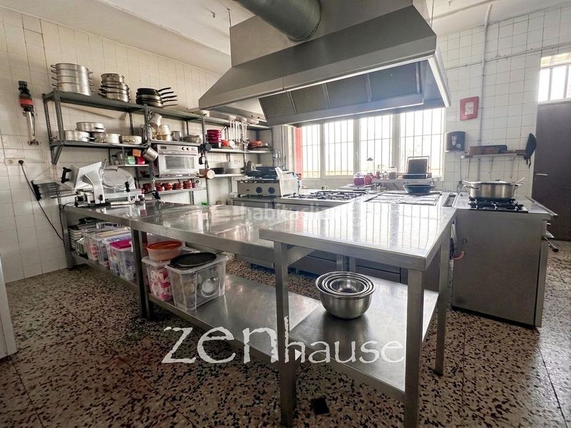 Foto 6f93441f-a29e-4e07-80cb-28f6e8a9b690. Edificio en Fuentebureba