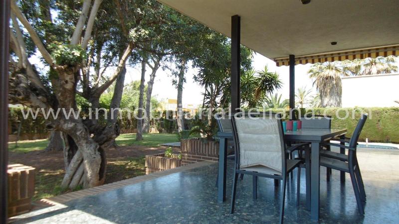 Foto c62c607b-7764-4e2e-abfd-1386625490c5. Chalet  independiente en El Carme-Sant Agustí-Bonavista Eliana (l´)