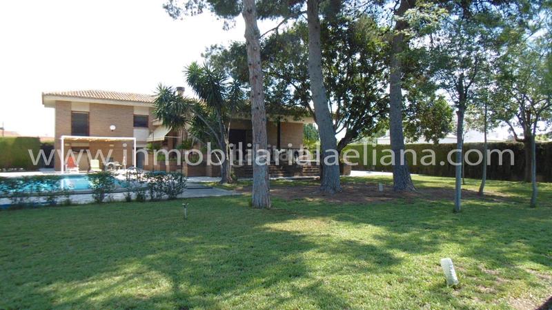 Foto d674203a-f61a-4584-8acd-0baa55f27569. Chalet  independiente en El Carme-Sant Agustí-Bonavista Eliana (l´)