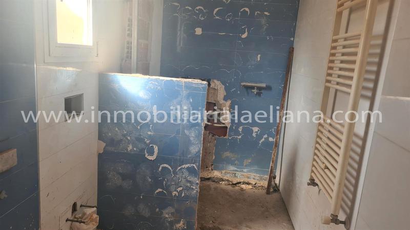 Foto 517a23bd-9640-467d-8b3f-9a08f5c69681. Chalet avec parking piscine dans Urbanizaciones Llíria