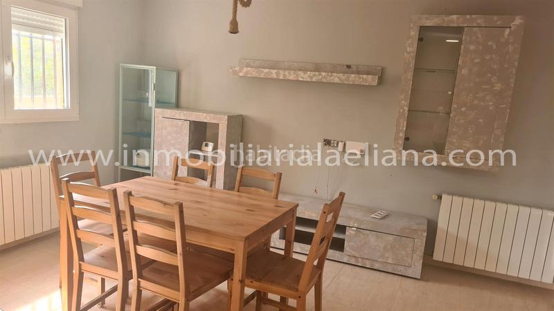 Foto 5f61ce69-6a4f-4fe9-b242-a2c5fc6b338b. Chalet avec parking piscine dans Urbanizaciones Llíria