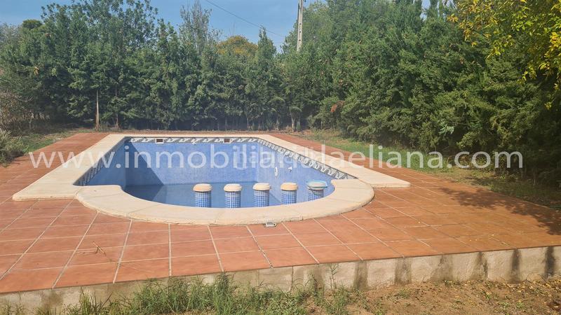 Foto 9996da05-a789-4b33-9c83-327d3559a94d. Chalet avec parking piscine dans Urbanizaciones Llíria