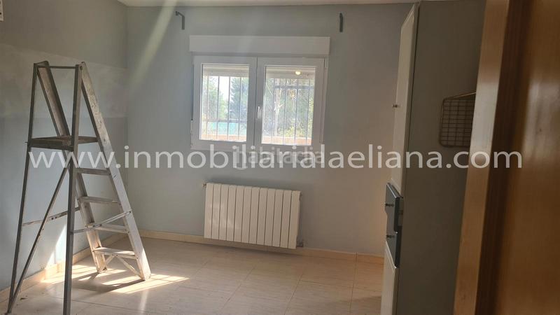 Foto b96040b4-30b2-48ff-8b48-e8b08413c928. Chalet avec parking piscine dans Urbanizaciones Llíria