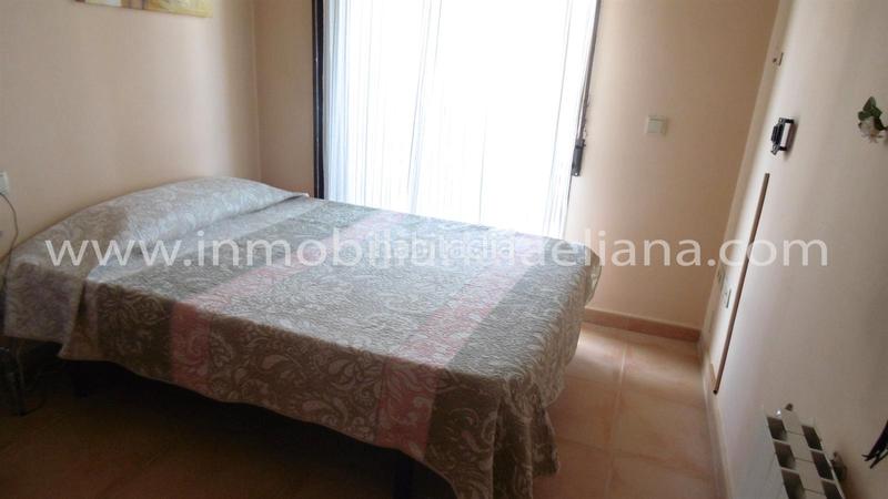 Foto b3fe20eb-e3e0-4528-9d48-8f71faf649e0. Reihenhaus mit parking in Pueblo Eliana (l´)