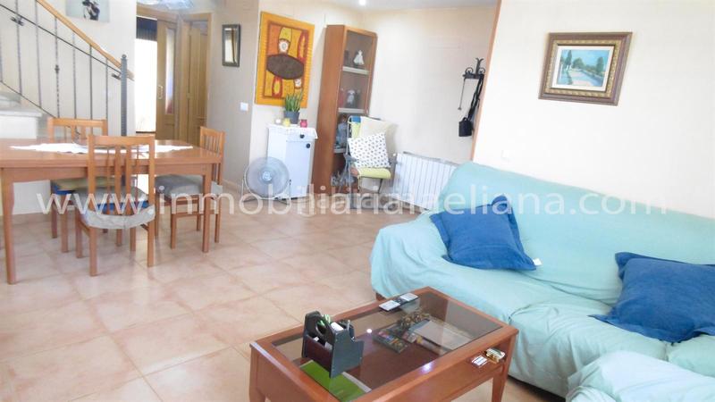 Foto f4177eb6-c941-4913-ada5-037e2729cce9. Reihenhaus mit parking in Pueblo Eliana (l´)