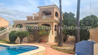 Chalet en El Carme-Sant Agust-Bonavista. Chalet independiente