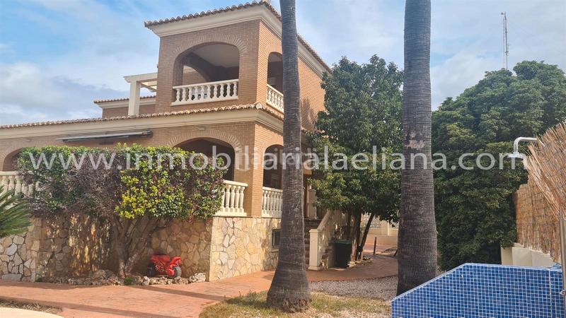 Foto 852ebd15-7508-4286-a89a-3c62b805f5a8. Xalet amb calefacció aparcament piscina a El Carme-Sant Agustí-Bonavista Eliana (l´)