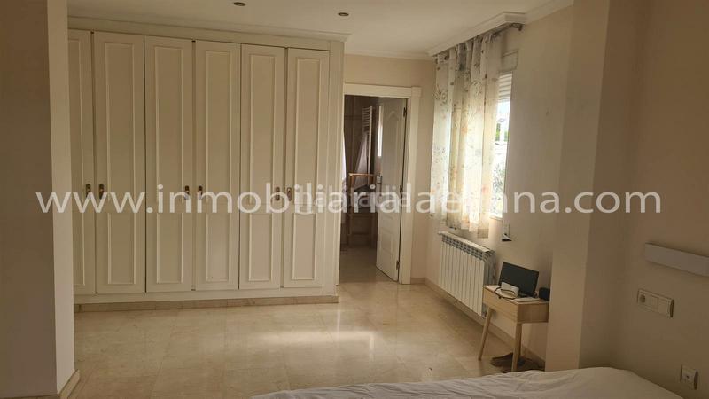 Foto 98de03a5-5000-4762-ad70-843195c31be5. Xalet amb calefacció aparcament piscina a El Carme-Sant Agustí-Bonavista Eliana (l´)