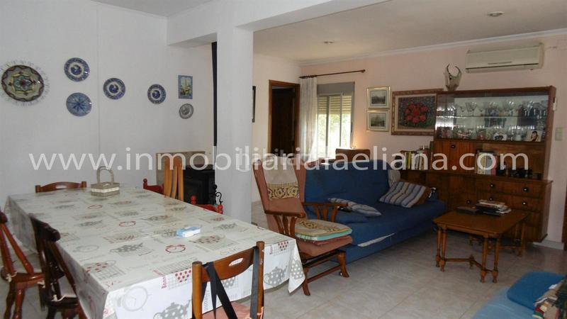 Foto 3534d8bb-a1b8-41bb-a734-b2a0d0746a38. Chalet  independiente en El Paraíso-Los Almendros Eliana (l´)