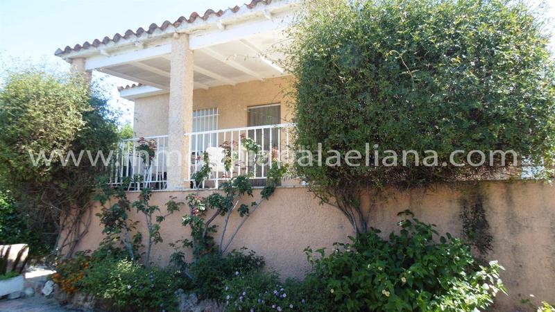 Foto 7bcaec0f-cc5d-41e7-a6fa-ab4e45717e4c. Chalet  independiente en El Paraíso-Los Almendros Eliana (l´)