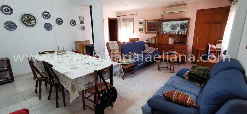 Foto b3631751-ab18-4bb1-9fb7-b209c29a3db4. Chalet  independiente en El Paraíso-Los Almendros Eliana (l´)