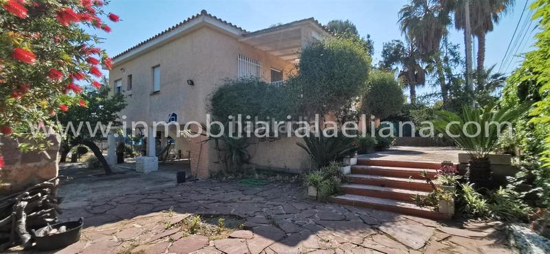 Foto b4b8ca59-19bd-4afd-a78a-9ea878ea6a60. Chalet  independiente en El Paraíso-Los Almendros Eliana (l´)