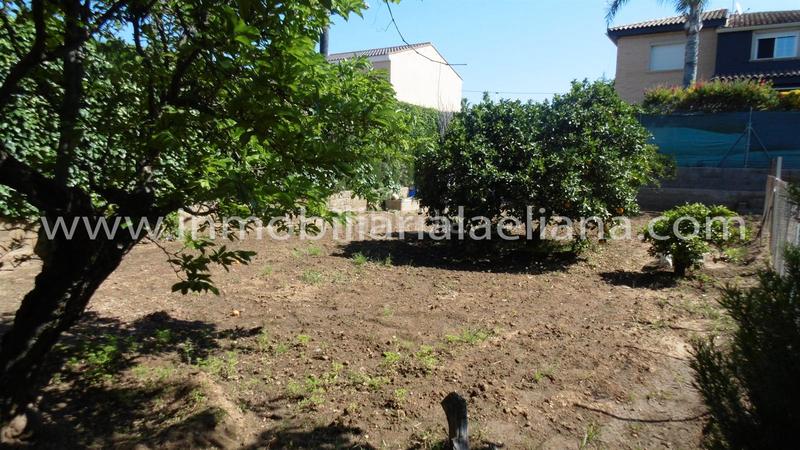 Foto d49dbad4-0e97-4056-a839-91aee13db050. Chalet  independiente en El Paraíso-Los Almendros Eliana (l´)