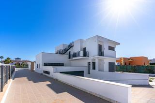 Chalet en Hinojo 2. Chalet en venta en puerto vera, 4 dormitorios.