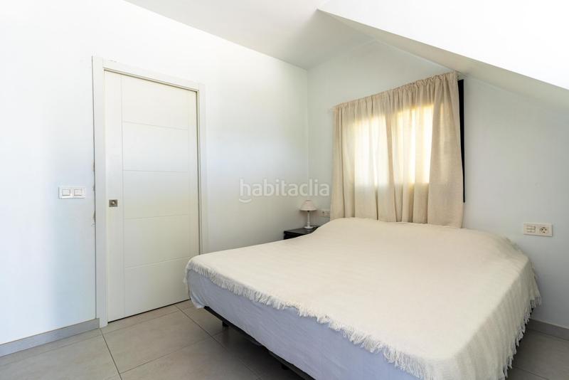 Foto 530cdf2a-dc19-440f-a36d-e94c99e8d4d3. Xalet a hinojo 2 a puerto Vera Vera