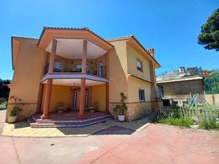 Xalet a Al-8105 193. Chalet en venta en burjulú, 4 dormitorios.
