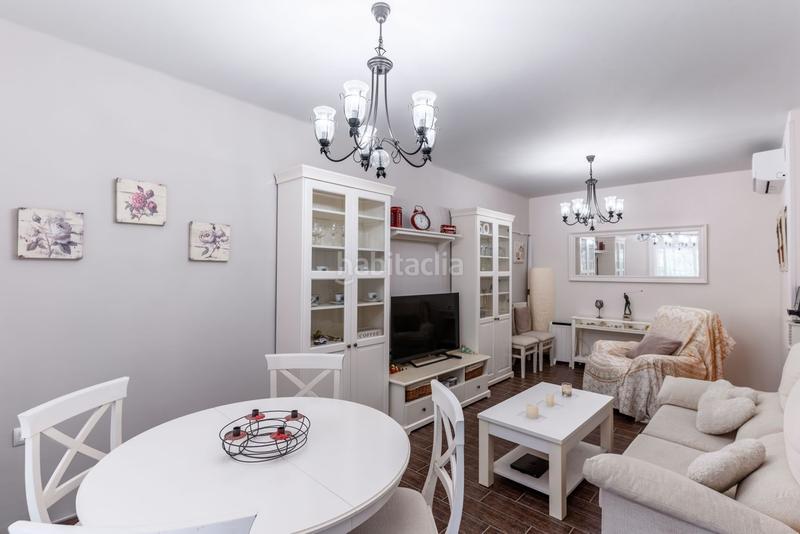 Foto d2e07850-e0cb-43a4-8732-2cf7520c1a64. Duplex in juan sebastian elcano 1 in Las Marinas - Pueblo Laguna Vera