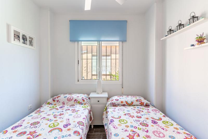 Foto e188fb13-a80e-45a2-a36d-3bf920e8602e. Duplex in juan sebastian elcano 1 in Las Marinas - Pueblo Laguna Vera