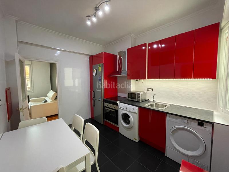 Foto bb5854bf-2820-48b7-be38-754aa90cb475. Alquiler piso en autonomia kalea 4 alquiler para empresas/estudiantes/periodos cortos en autonomía- en Bilbao