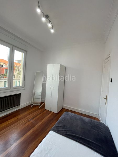 Foto 55848c53-6fb8-4807-baa4-8b5beb8f3089. Rent flat in autonomia kalea 4 in Zabalburu Bilbao