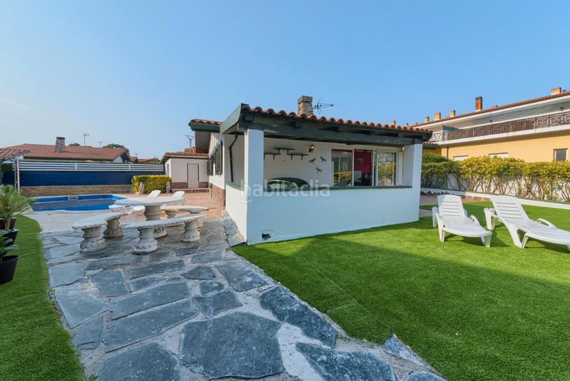 Foto 47a567be-9690-4c38-b39c-86c9817effb6. Lloguer xalet amb calefacció aparcament piscina a Castro - Urdiales