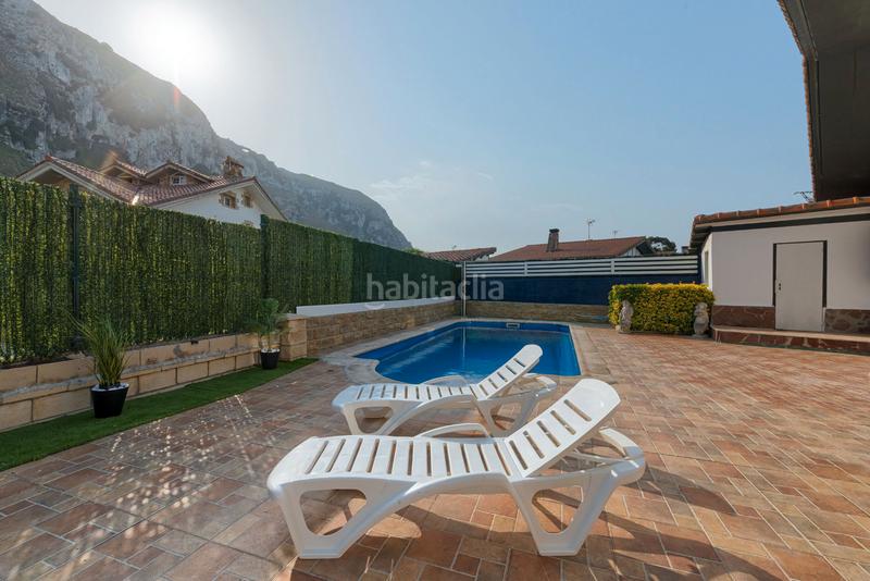 Foto 79cca897-75d3-4ba3-866c-4517479fc7a3. Lloguer xalet amb calefacció aparcament piscina a Castro - Urdiales