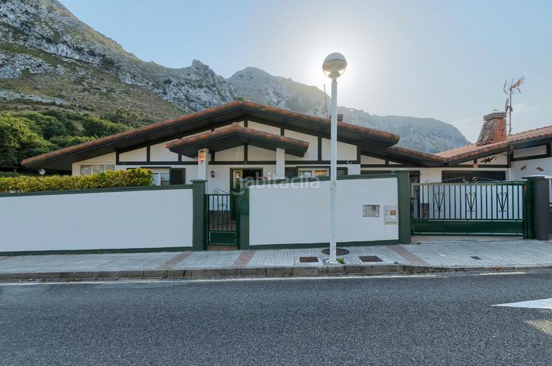 Foto e1976595-44ee-4908-a6af-9a484edcfeed. Lloguer xalet amb calefacció aparcament piscina a Castro - Urdiales