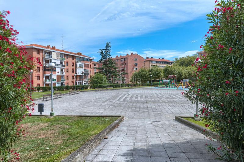 Foto 6b717dac-598c-4244-9412-1bde8472e87c. Alquiler apartamento piso de alquiler en cirilo sagastagoitia , 12, en Barakaldo