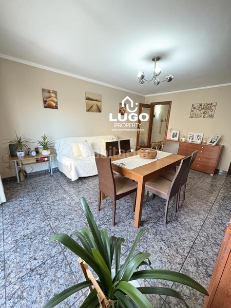 Foto 0bab2293-e98f-4d37-8466-c0fdc4eb4b0f. Piso lugo property presenta piso totalmente amueblado!! en Santa Coloma de Gramenet