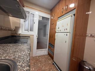 Piccolo appartamento in Carrer rosselló 7. Piso de 3 habitaciones badalona