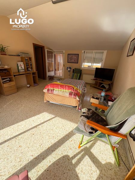 Foto 0d0970f1-f286-4603-8fe4-3359e81e1811. Dúplex amb calefacció a Fondo Santa Coloma de Gramenet