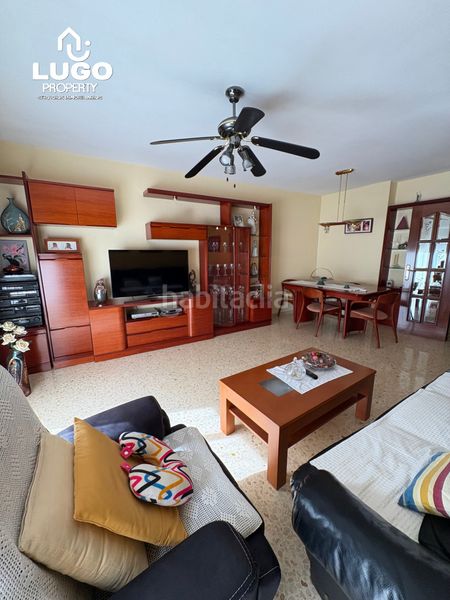 Foto b27edf16-89b8-483d-af7d-5a66393a5e58. Dúplex amb calefacció a Fondo Santa Coloma de Gramenet