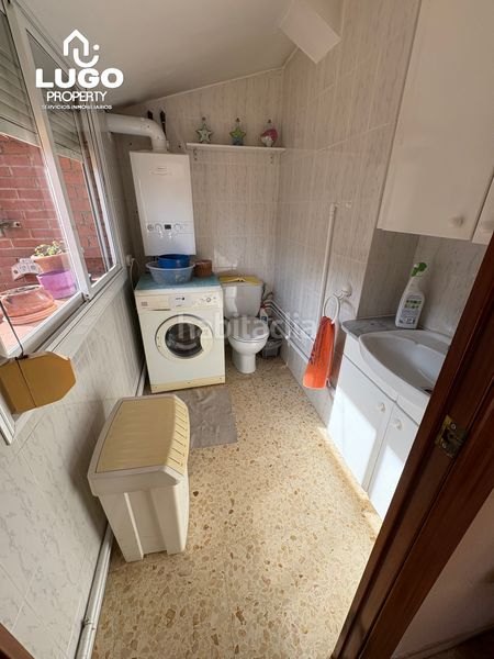 Foto bf2b323a-b012-48fa-afac-7ee62e154db0. Dúplex amb calefacció a Fondo Santa Coloma de Gramenet