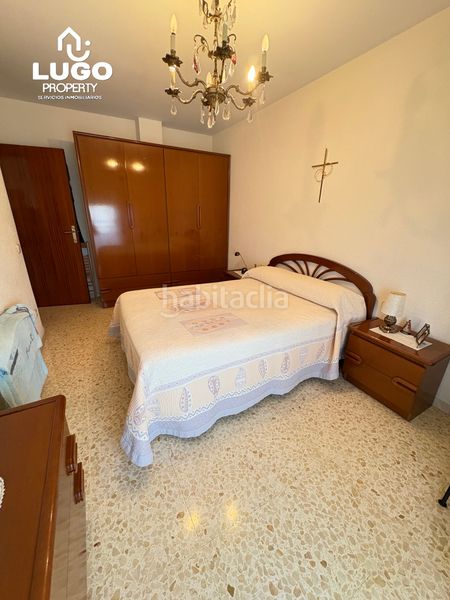 Foto f5799753-26e3-46c3-b9fb-666f46638a88. Dúplex amb calefacció a Fondo Santa Coloma de Gramenet