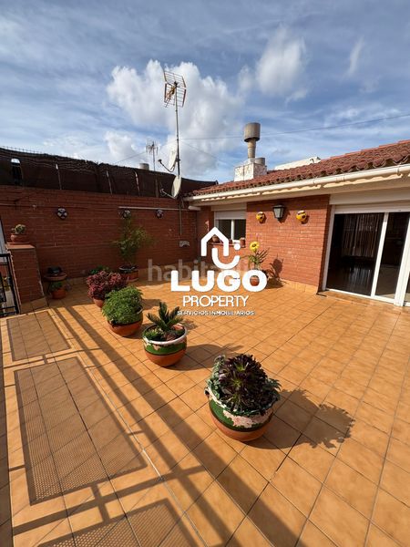 Foto fa9bfb70-e8a5-472f-954e-e8971e987937. Dúplex amb calefacció a Fondo Santa Coloma de Gramenet