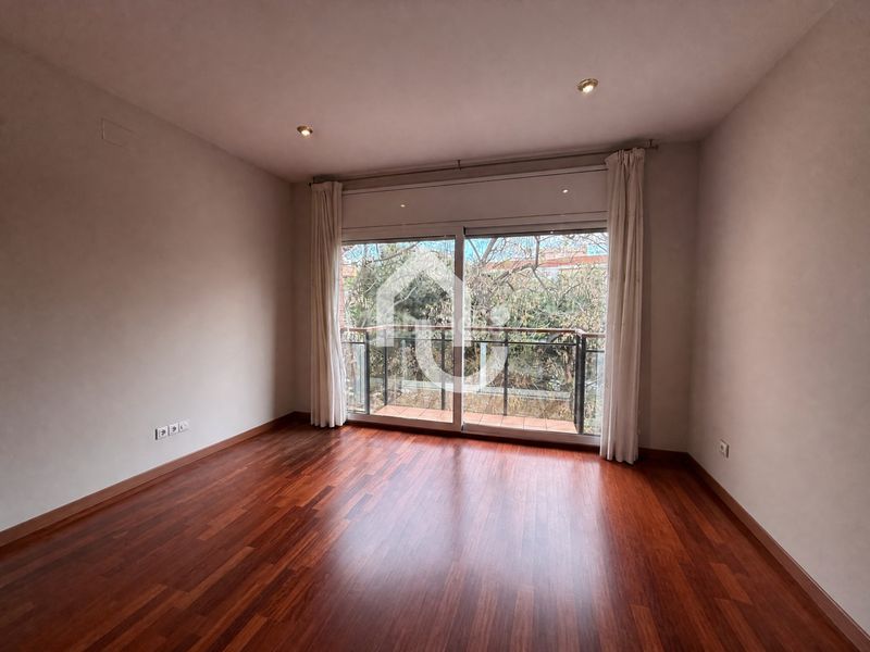 Foto 10cb3305-fa65-4460-bde5-de3181902261. Casa amb calefacció aparcament a Sant Andreu de Palomar Barcelona