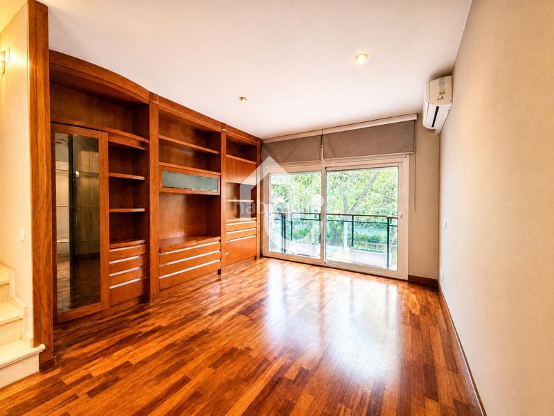 Foto 48fb6e61-64d8-458c-8b63-17a3d350985d. Casa amb calefacció aparcament a Sant Andreu de Palomar Barcelona