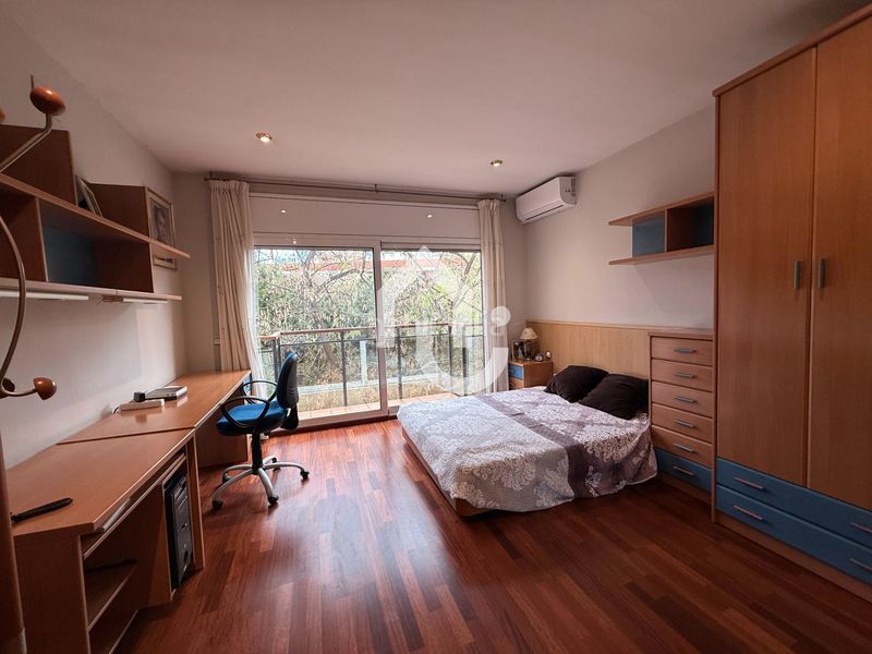 Foto 7c441d0c-dde8-493c-ae88-e9bd042be2da. Casa amb calefacció aparcament a Sant Andreu de Palomar Barcelona