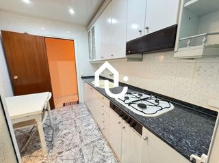 Etagenwohnung  Paseo llorenc serra. Lugo property presenta tu nuevo hogar en santa coloma