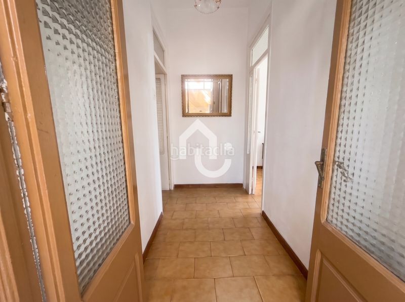 Foto 1a971e25-56a6-4e1b-91b4-52fb4b5c6bf2. Casa adossada a Sant Andreu de Palomar Barcelona