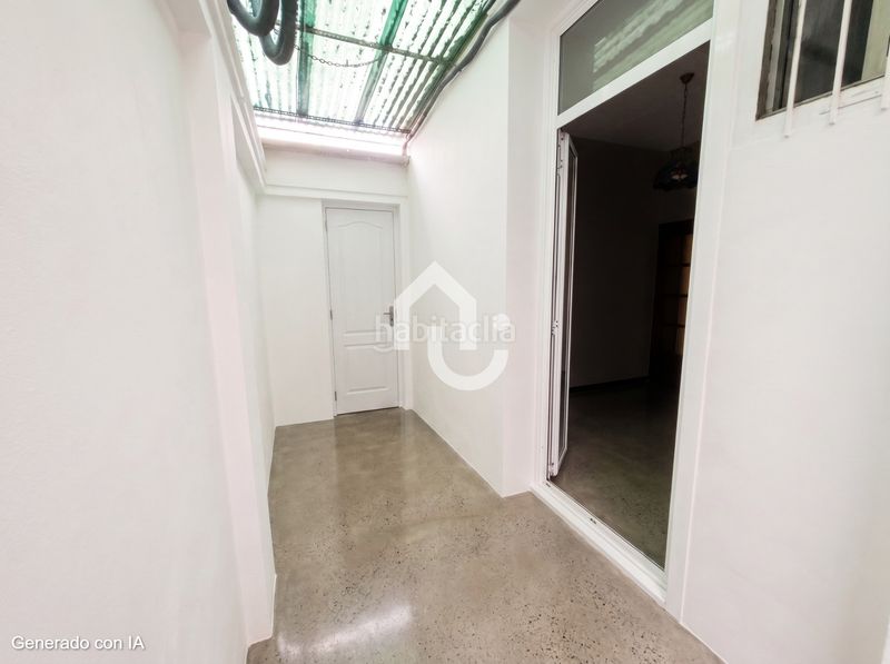Foto bf5351f8-6ea1-4393-b07a-5c25edd47b8e. Casa adossada a Sant Andreu de Palomar Barcelona