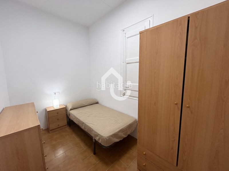 Foto c538d2c2-8eac-4b3d-826f-aa64af071e64. Casa adossada a Sant Andreu de Palomar Barcelona