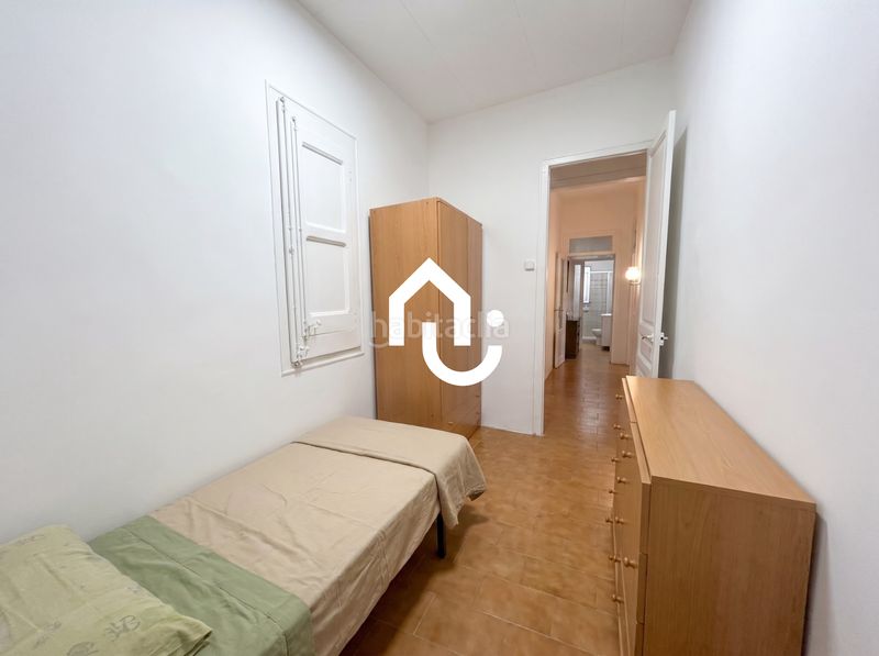 Foto a2628636-bd90-4482-a8bb-b5e1ee7f9b54. Planta baixa a Sant Andreu de Palomar Barcelona