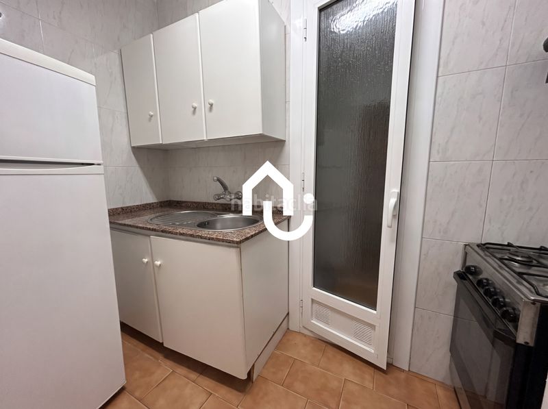 Foto aa3adabf-1cac-46f3-bdb1-b09e70f0923a. Planta baixa a Sant Andreu de Palomar Barcelona