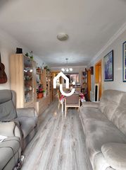 Piso  Carrer de mossèn jacint verdaguer. Nuda propiedad  piso de 93 m2 con balcón, 5º real con ascensor,